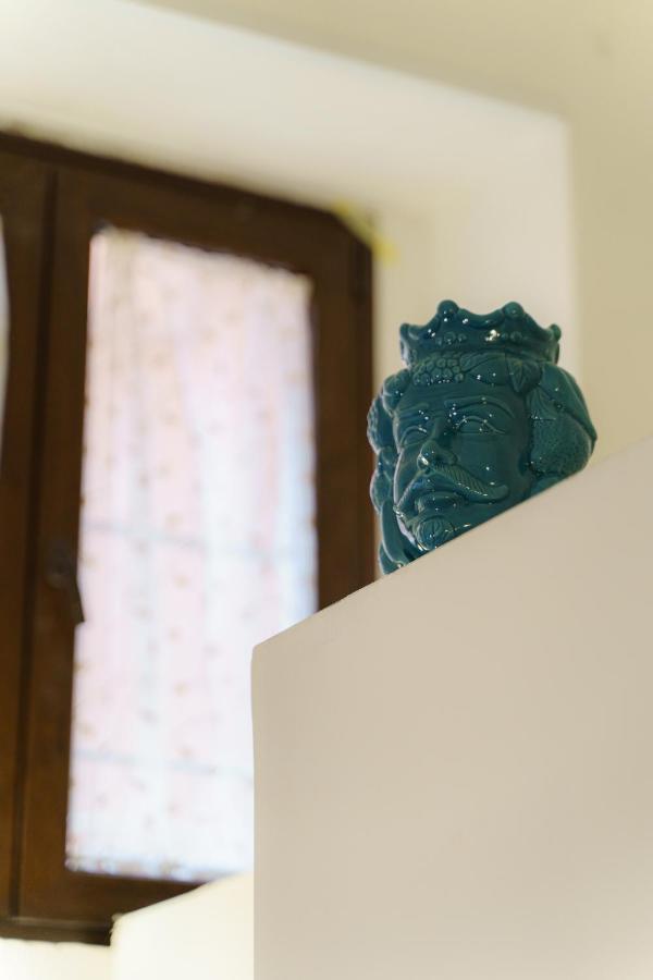 Casta Diva Holiday Rooms Катания Екстериор снимка
