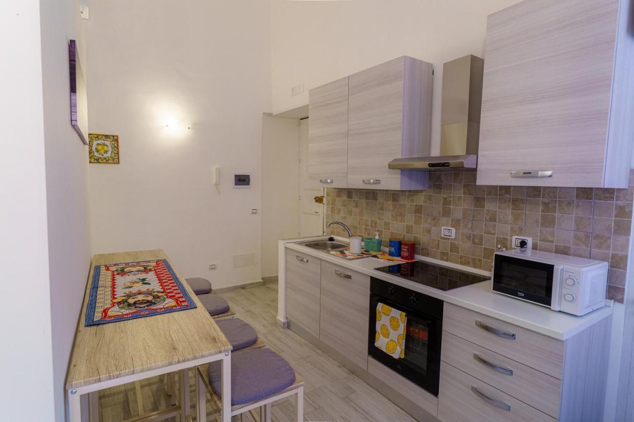 Casta Diva Holiday Rooms Катания Екстериор снимка