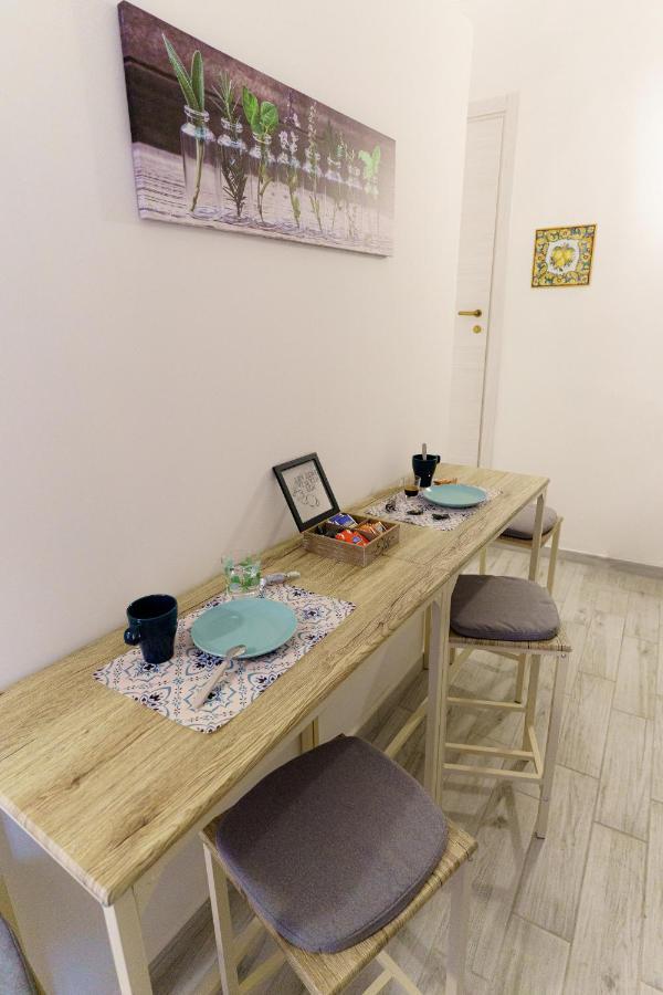 Casta Diva Holiday Rooms Катания Екстериор снимка